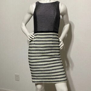 Muse Black White Mixed Pattern Sleeveless Sheath Dress Size 2